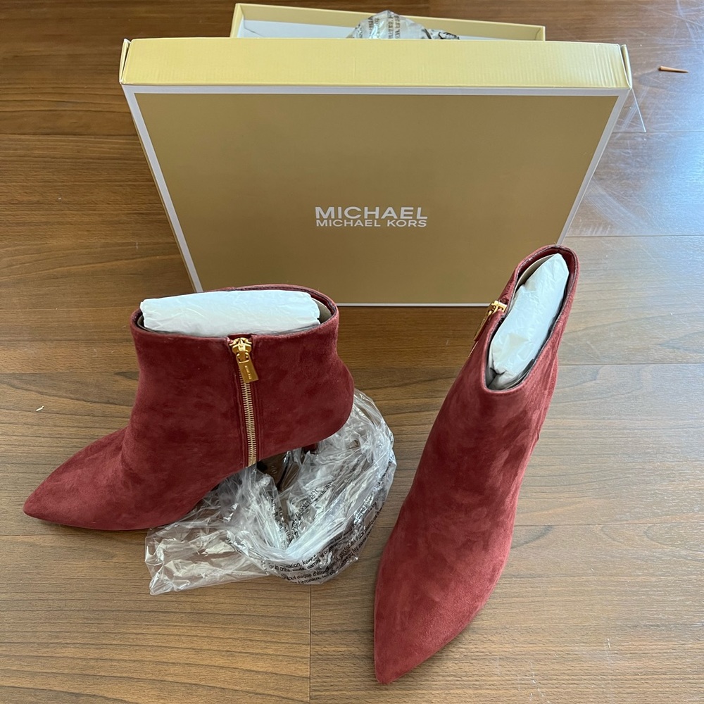Michael Kors boot heels NEW